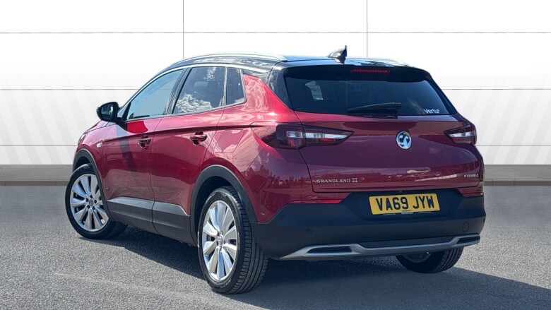 Vauxhall Grandland X 1.6 Hybrid4 300 Ultimate Nav 5dr Auto Hatchback